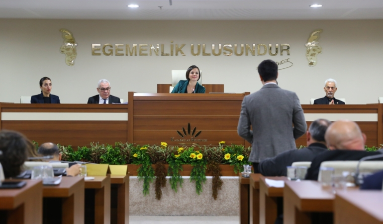 Karabağlar Belediyesi Aralık Ayı Meclisi (5)