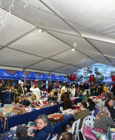 Karabağlar Belediyesi yılbaşı panayırı (6)