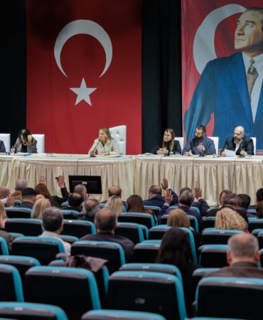 Konak Belediye Meclisi aralık ayı toplantısını gerçekleştirdi (2)