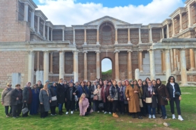 Manisalı Kadınlar Salihli İlçesindeki Güzellikleri Keşfetti (1)