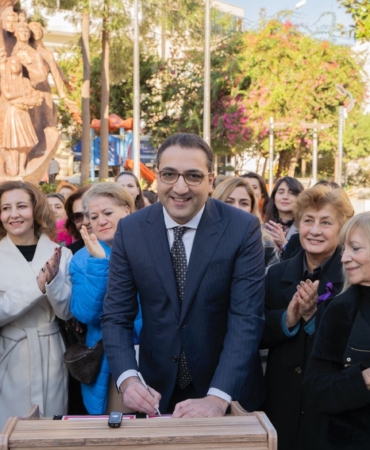 b59d082c-b562-4495-bcb9-cf2d7efdf557 (1)