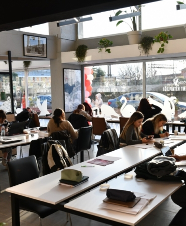 0bbfc9f6-d0b2-441c-9f59-626b533a4729