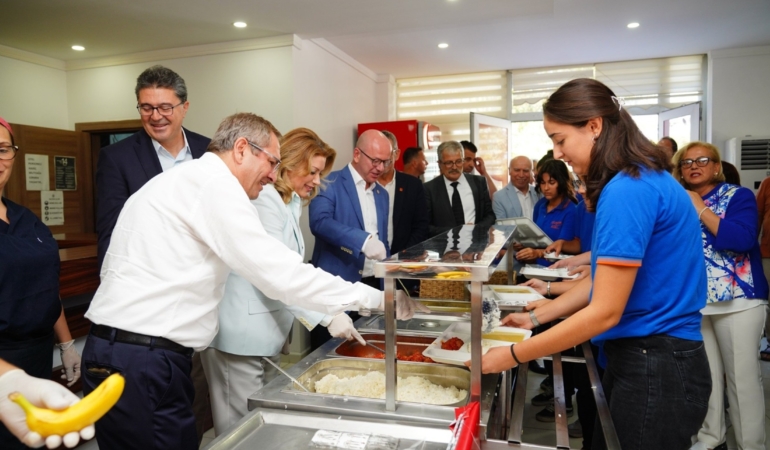 Ayvalıklı öğrencilere İkinci “Öğrenci Lokantası” geliyor… (5)