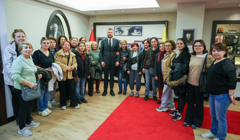 Başkan Görkem Duman makamının kapılarını Bucalı kadınlara açtı 01