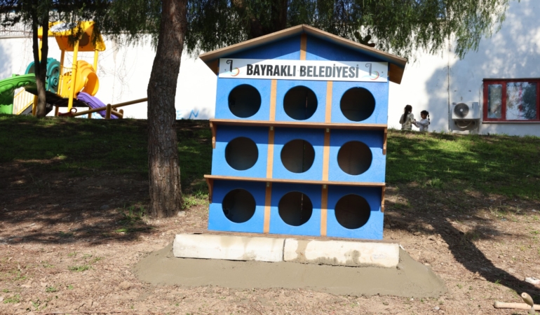 Bayraklı’da sokak hayvanlarına yeni yuva (4)