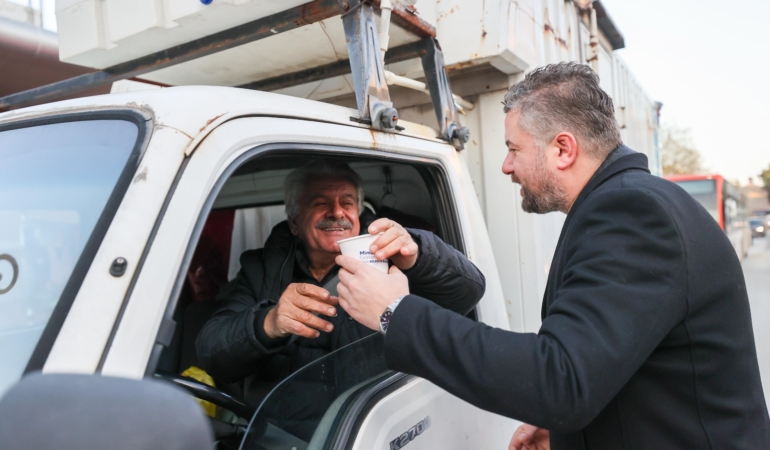 Buca Belediyesi sıcak çorba dağıtımı 05