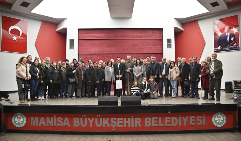 Büyükşehir’den engelleri aşan betimlemeli belgesel gösterimi (2)