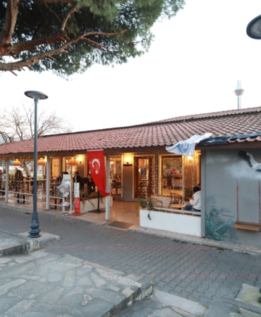 Ferahlı Kafe