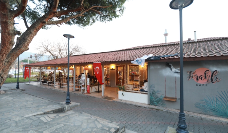 Ferahlı Kafe