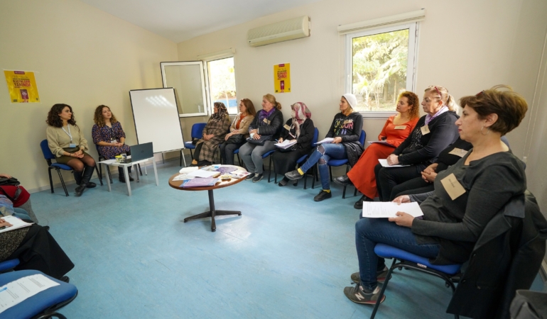 Gaziemirli kadınların dayanışma ve destek kapısı Kadın Danışma Merkezi (5)