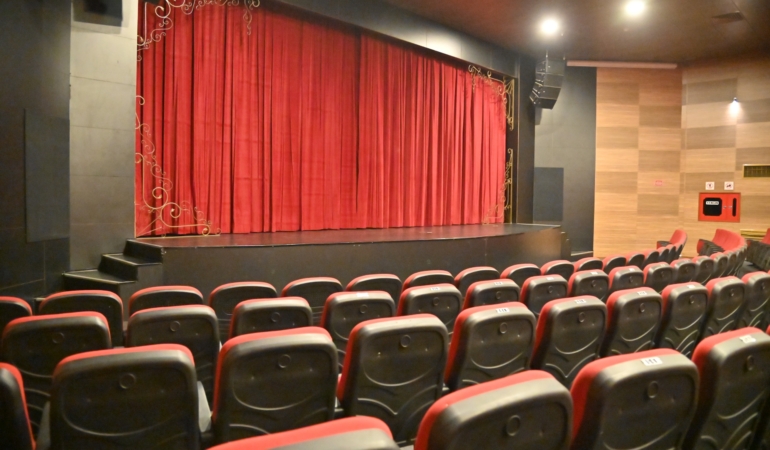 Uğur Mumcu 32 Yıldır Bitmeyen Bir Özlemle Anılacak