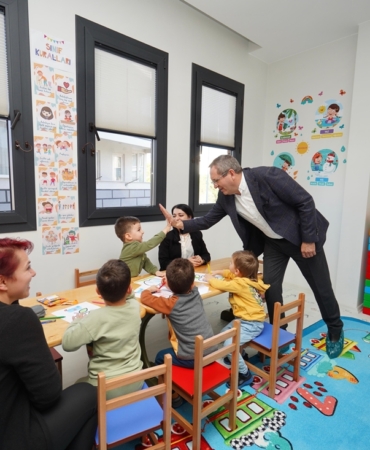 Yuvamız Ayvalık Çocuk Etkinlik Merkezi hizmete açıldı (5)