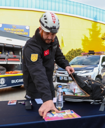 BUCAKUT'tan deprem çantası uyarısı 01