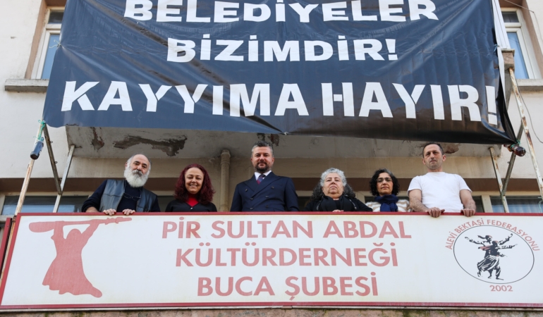 Başkan Görkem Duman’dan Pir Sultan Abdal Kültür Derneği’ne ziyaret (2)