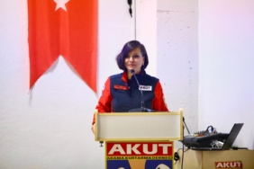 Başkan Kınay AKUT yerleşkesini ziyaret etti (8)