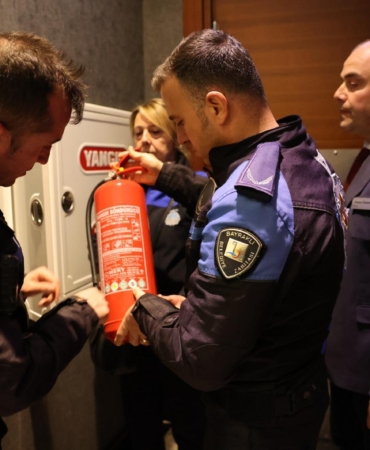 Bayraklı zabıtasından konaklama tesislerine denetim (3)