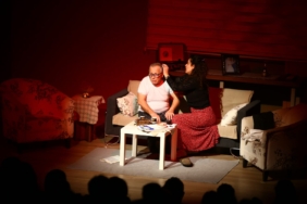 HATIRLA EY PERİ, İZMİR'DE DAKİKALARCA AYAKTA ALKIŞLANDI (6)