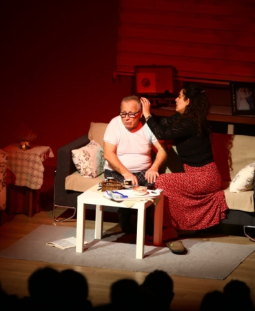 HATIRLA EY PERİ, İZMİR'DE DAKİKALARCA AYAKTA ALKIŞLANDI (6)