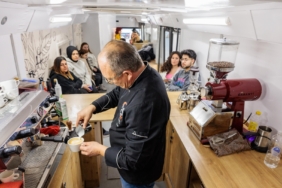 Konak’ta mobil barista eğitimleri başladı (1)