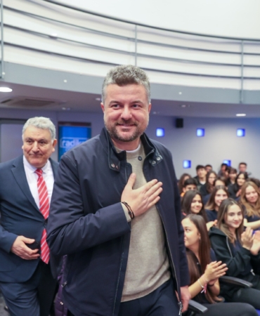 Başkan Görkem Duman Kariyer Günleri'nde gençlerle buluştu 06