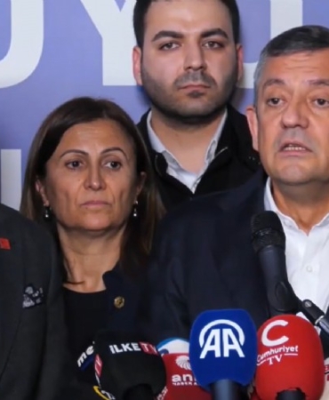 CHP-lideri-Ozgur-Ozel-IBB-binasina-geldi-JAN2W-356442_news_big