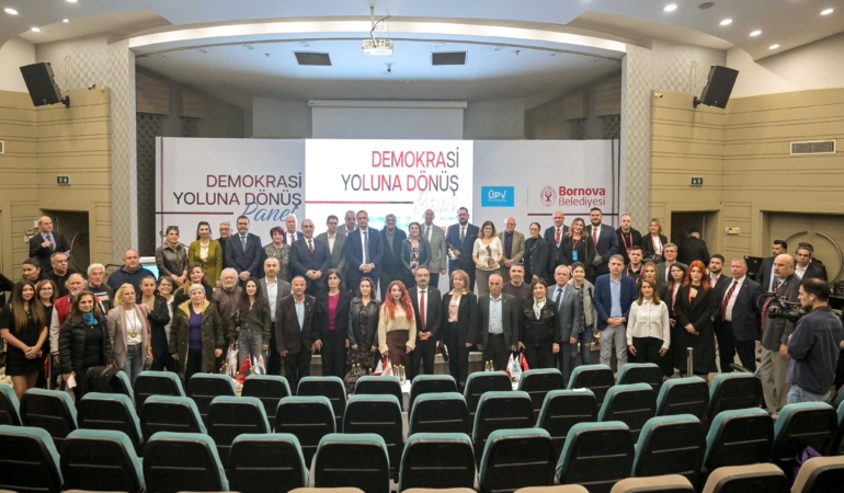 Demokrasiye Dönüş Paneli (8)