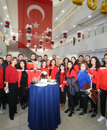 Karabağlar Belediyesi 34 spor hocası ve öğretmeni kadrosuna aldı (1)