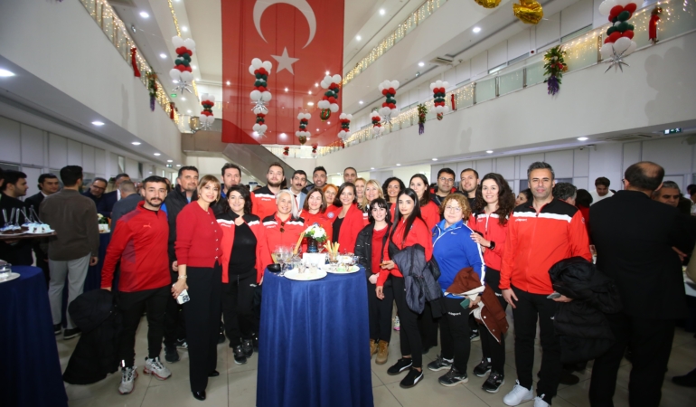 Karabağlar Belediyesi 34 spor hocası ve öğretmeni kadrosuna aldı (1)