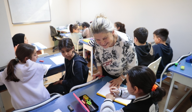 Konak’ta çocuklar hem eğleniyor hem öğreniyor (3)