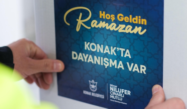 Konak’ta dayanışma kolileri vatandaşlarla buluşuyor (6)