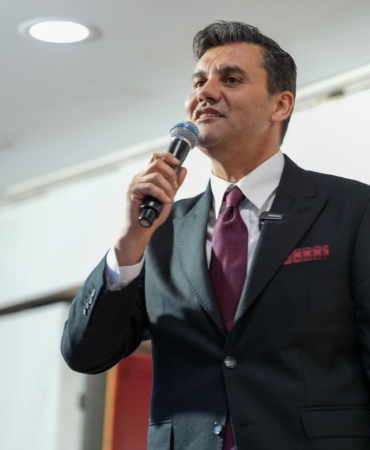 Ramazan’ın Bereketi Büyükşehir’in İftar Sofrasında Paylaşıldı (5)