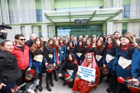 efes selçuk belediyesi halk oyunları ekibi