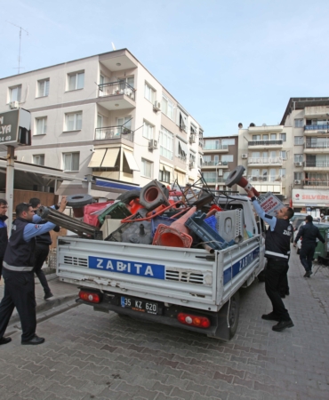 karabağlar belediyesi zabıta (7)