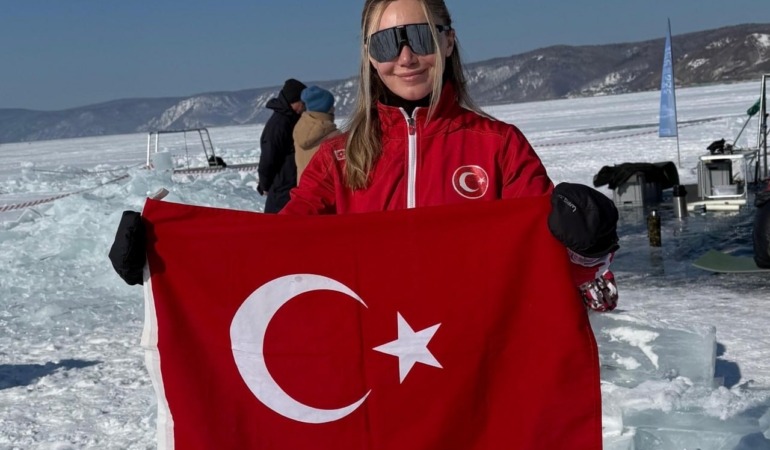 photo_5967594605681690142_y