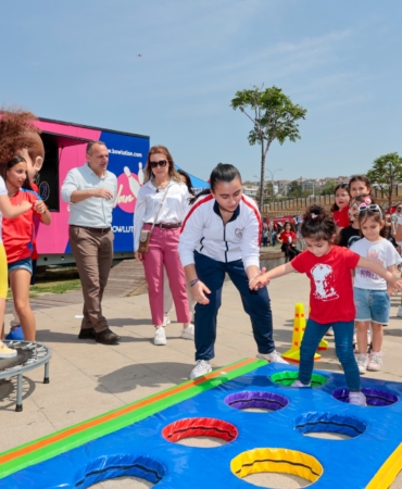 23 Nisan coşkusu Konak’ta doyasıya yaşandı (4)