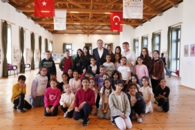Ayvalık’ta Geleneksel Oyunlarla Dolu Renkli Bir Gün (1)