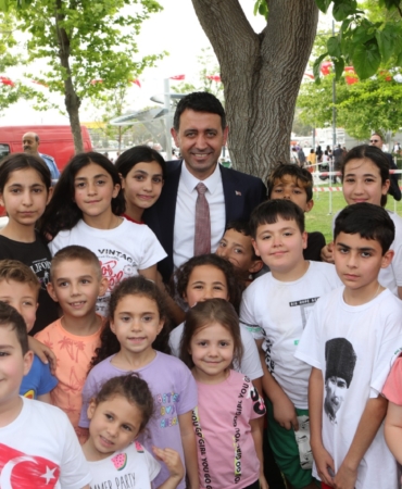 Bayraklı’da ’23 Nisan Karnavalı’ düzenlenecek (5)