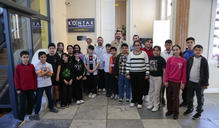 Konaklı çocuklar ‘Kontak’ta bilim ve teknolojiyle buluştu (6)