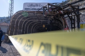 ankara-da-maden-ocaginda-gocuk-14-isci-yaralandi-1200-114645