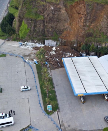 samsun-akaryakit-istasyonu-heyelan-2355002