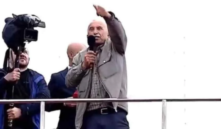 yozgatli-ciftci-chp-mitinginde-konustu-turpunan-salgaminan-devlet-idare-edilmez-vzhl