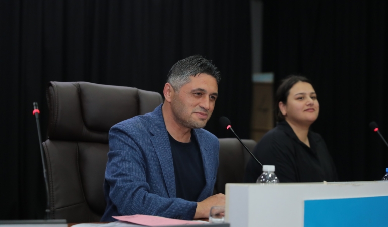 1 Aliağa Belediye Başkanı Serkan Acar