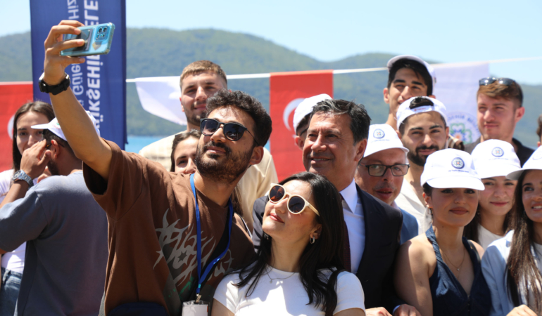 Başkan Aras’tan 19 Mayıs Mesajı (1)