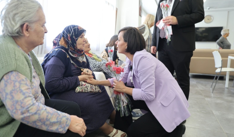 Başkan Kınay, anneler günü etkinlikleri (3) (1)