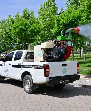 Büyükşehir, haşereyle mücadeleye aralıksız devam ediyor (5)