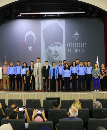 Karabağlar Belediyesi memurlar yemin (2)