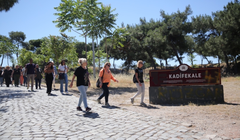 Konak Tarih Gezileri başlıyor Yeni rota Kemeraltı (2)