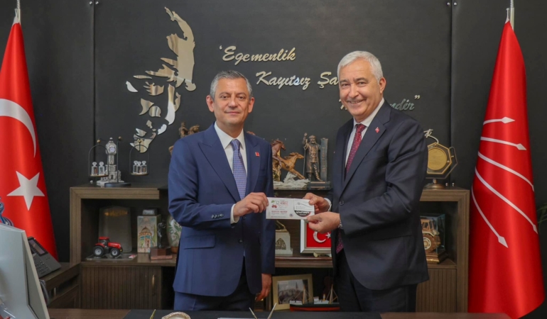 ÖZGÜR ÖZEL İLE BAŞKAN