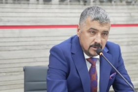 b5ffca8e-f2c8-4a25-b33e-5af9920cfb4d