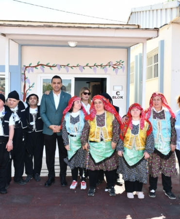 d1ff254e-33c2-4445-bbea-ae0e9a2d423e